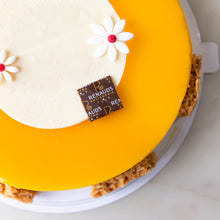 Load image into Gallery viewer, Exotic cake