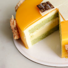 Load image into Gallery viewer, Exotic cake