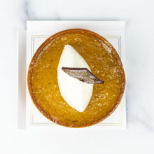 Load image into Gallery viewer, Petit Pumpkin Pie