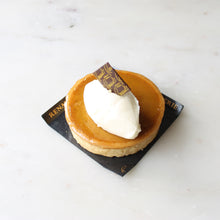 Load image into Gallery viewer, Petit Pumpkin Pie