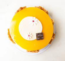 Load image into Gallery viewer, Exotic cake