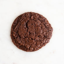 Load image into Gallery viewer, brownie cookie from top
