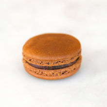 Load image into Gallery viewer, chocolate macaron