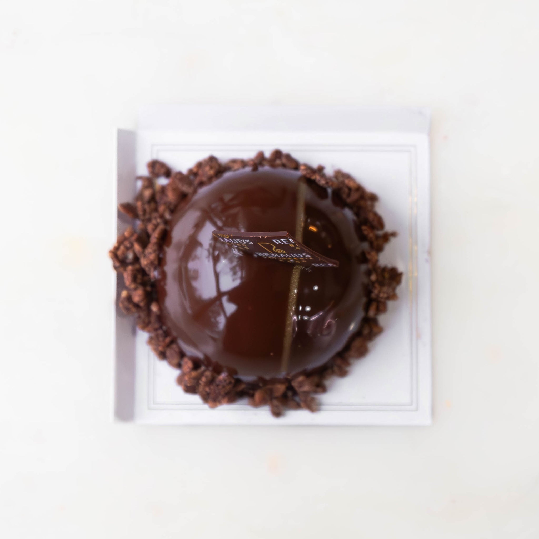 Petit Gateaux – Renaud's Patisserie